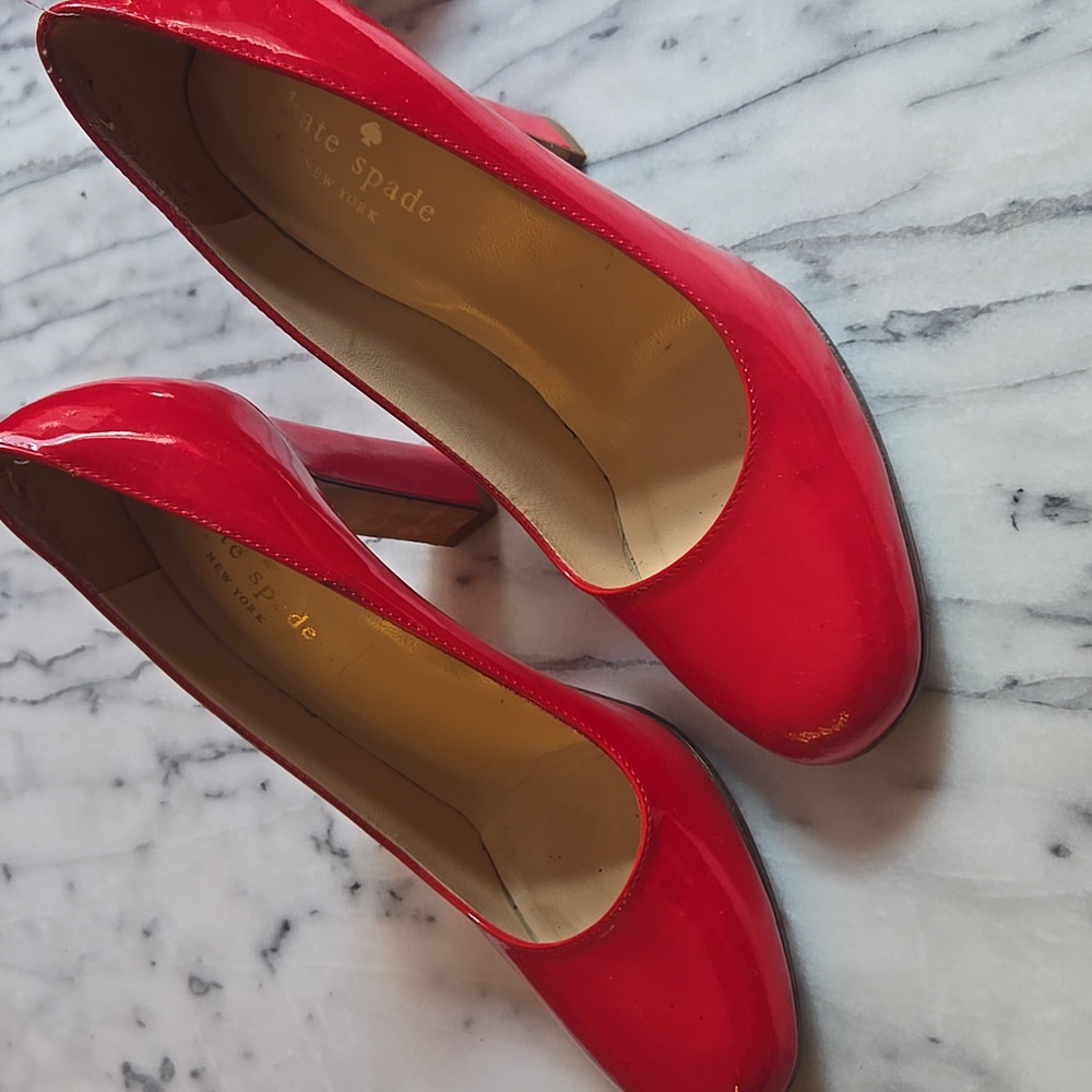 Kate Spade Red Classic Pumps heels - Picture 6 of 8